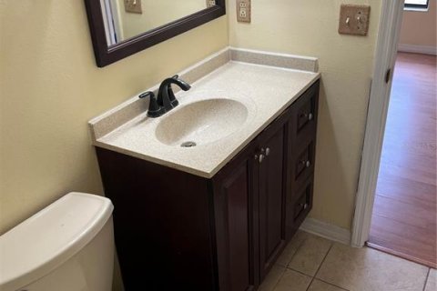 Copropriété à louer à Orlando, Floride: 2 chambres, 102.56 m2 № 2373835 - photo 17
