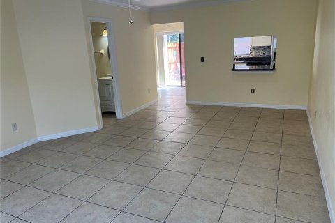 Copropriété à louer à Orlando, Floride: 2 chambres, 102.56 m2 № 2373835 - photo 11