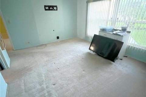 Condo in Winter Haven, Florida, 2 bedrooms  № 1806983 - photo 11