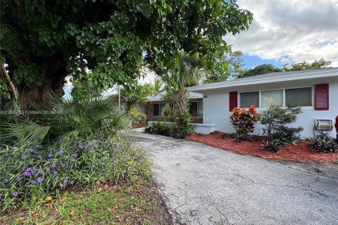 Commercial property in Plantation, Florida 306.21 sq.m. № 1948917 - photo 3