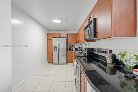 Condominio en alquiler en Miami Beach, Florida, 1 dormitorio, 84.08 m2 № 1896534 - foto 14