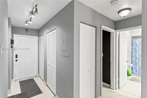 Copropriété à vendre à Margate, Floride: 2 chambres, 94.67 m2 № 1977775 - photo 30