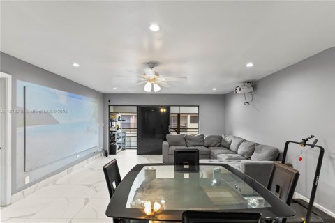 Copropriété à vendre à Margate, Floride: 2 chambres, 94.67 m2 № 1977775 - photo 11