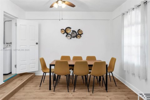 Villa ou maison à vendre à Deerfield Beach, Floride: 4 chambres, 192.87 m2 № 2000143 - photo 11