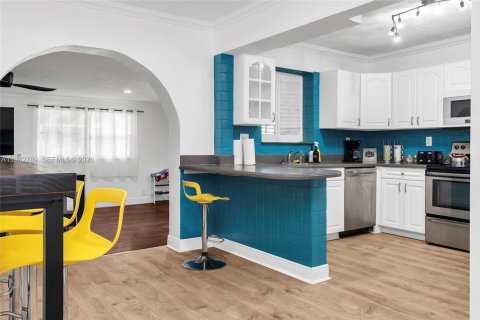 Villa ou maison à vendre à Deerfield Beach, Floride: 4 chambres, 192.87 m2 № 2000143 - photo 5