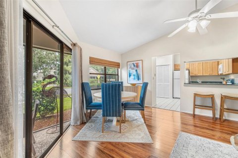 Condominio en venta en Saint Petersburg, Florida, 2 dormitorios, 96.15 m2 № 1898503 - foto 12