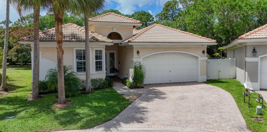 Villa ou maison à Royal Palm Beach, Floride 3 chambres, 169.27 m2 № 2146805