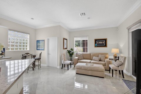 Villa ou maison à vendre à Royal Palm Beach, Floride: 3 chambres, 169.27 m2 № 2146805 - photo 23