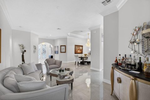 Villa ou maison à vendre à Royal Palm Beach, Floride: 3 chambres, 169.27 m2 № 2146805 - photo 19