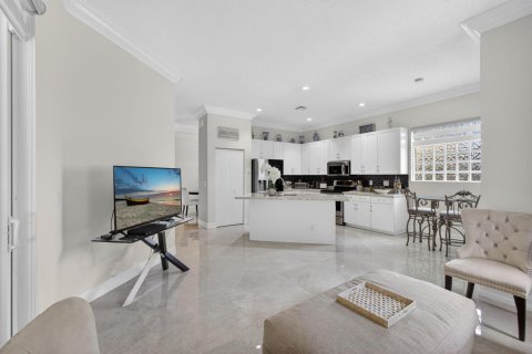 Villa ou maison à vendre à Royal Palm Beach, Floride: 3 chambres, 169.27 m2 № 2146805 - photo 25