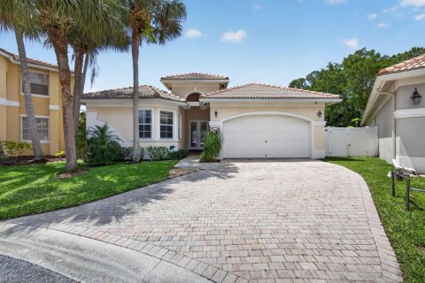 Villa ou maison à vendre à Royal Palm Beach, Floride: 3 chambres, 169.27 m2 № 2146805 - photo 2