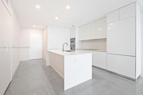 Снять в аренду кондоминиум в Майами, Флорида 2 спальни, № 1949363 - фото 13