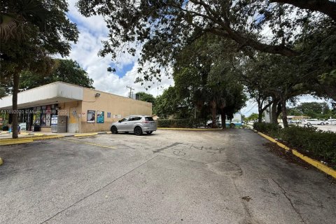 Immobilier commercial à vendre à Miramar, Floride № 2088654 - photo 3
