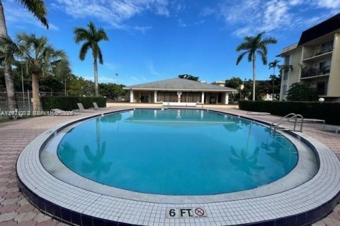 Copropriété à louer à North Miami, Floride: 2 chambres, 97.18 m2 № 1976928 - photo 21