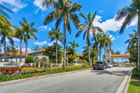 Adosado en venta en Riviera Beach, Florida, 3 dormitorios, 149.48 m2 № 2062653 - foto 2