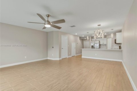 Adosado en venta en Riviera Beach, Florida, 3 dormitorios, 149.48 m2 № 2062653 - foto 12