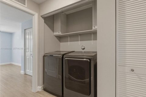 Adosado en venta en Riviera Beach, Florida, 3 dormitorios, 149.48 m2 № 2062653 - foto 27