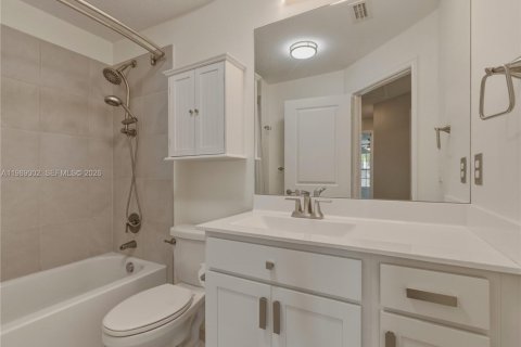 Adosado en venta en Riviera Beach, Florida, 3 dormitorios, 149.48 m2 № 2062653 - foto 24