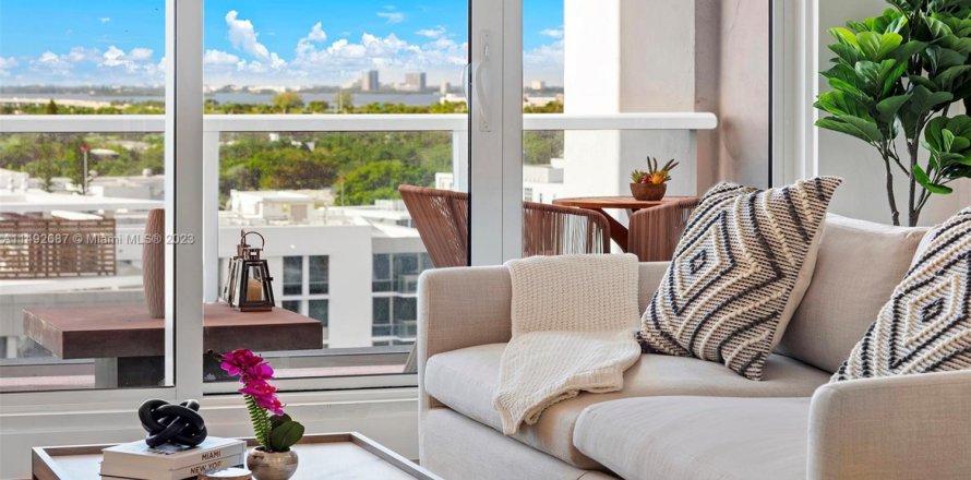 Condo à Miami Beach, Floride, 3 chambres № 862499