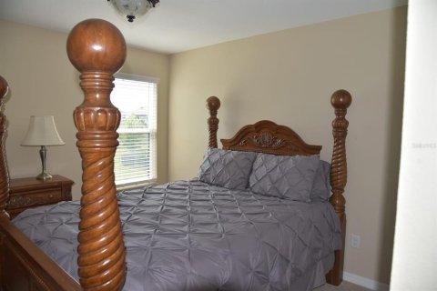 Villa ou maison à vendre à Wesley Chapel, Floride: 4 chambres, 241.64 m2 № 1906720 - photo 9