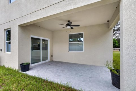 House in Thonotosassa, Florida 3 bedrooms, 180.6 sq.m. № 2324266 - photo 18