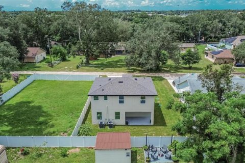 House in Thonotosassa, Florida 3 bedrooms, 180.6 sq.m. № 2324266 - photo 6