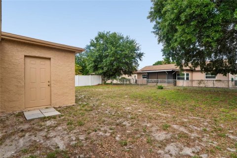 House in Holiday, Florida 2 bedrooms, 94.02 sq.m. № 2112527 - photo 23