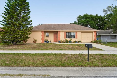 House in Holiday, Florida 2 bedrooms, 94.02 sq.m. № 2112527 - photo 27