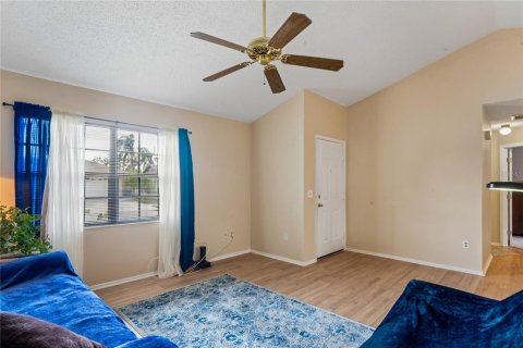 House in Holiday, Florida 2 bedrooms, 94.02 sq.m. № 2112527 - photo 12