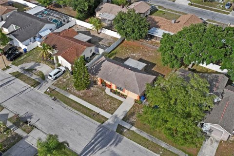 House in Holiday, Florida 2 bedrooms, 94.02 sq.m. № 2112527 - photo 28