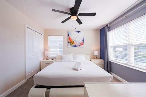 Adosado en venta en Davenport, Florida, 5 dormitorios, 201.32 m2 № 2222866 - foto 21