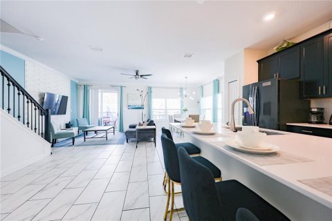 Adosado en venta en Davenport, Florida, 5 dormitorios, 201.32 m2 № 2222866 - foto 3