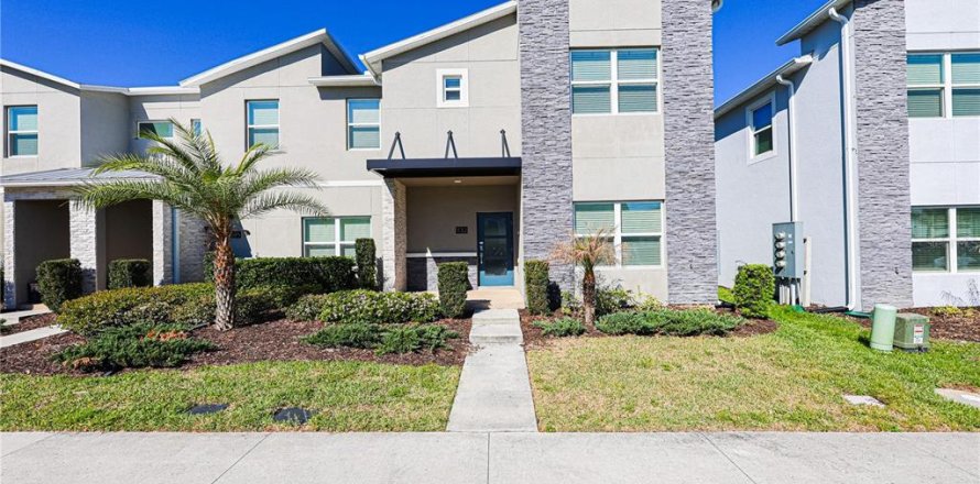 Adosado en Davenport, Florida 5 dormitorios, 201.32 m2 № 2222866