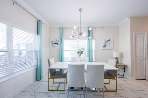 Adosado en venta en Davenport, Florida, 5 dormitorios, 201.32 m2 № 2222866 - foto 9