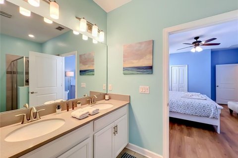 Casa en venta en Davenport, Florida, 8 dormitorios, 363.15 m2 № 2202699 - foto 30
