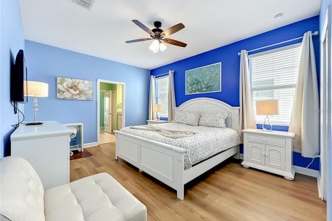 Casa en venta en Davenport, Florida, 8 dormitorios, 363.15 m2 № 2202699 - foto 9