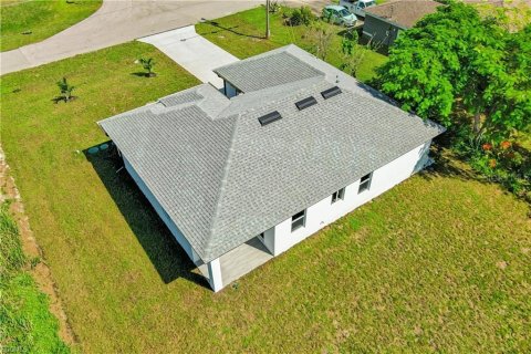 Villa ou maison à vendre à Lehigh Acres, Floride: 3 chambres, 127.65 m2 № 2291720 - photo 13