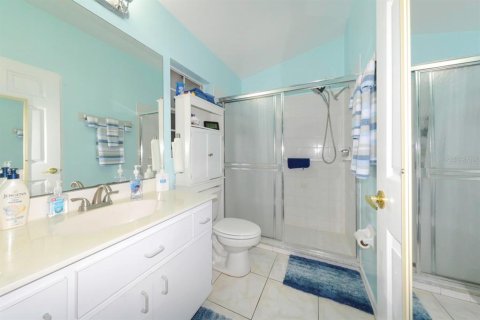 House in Port Charlotte, Florida 3 bedrooms, 128.21 sq.m. № 2226039 - photo 25