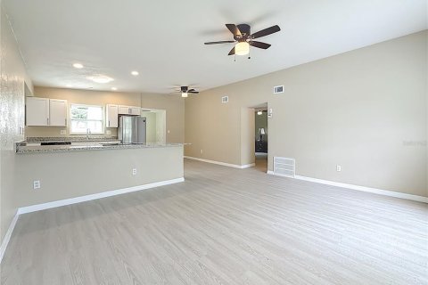 Villa ou maison à vendre à Largo, Floride: 3 chambres, 110.37 m2 № 1899298 - photo 4