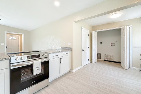 Villa ou maison à vendre à Largo, Floride: 3 chambres, 110.37 m2 № 1899298 - photo 11