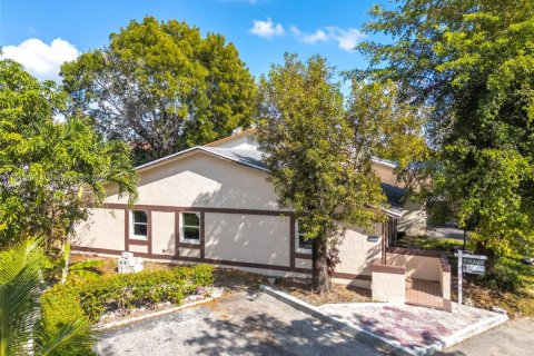 Villa ou maison à vendre à Sunrise, Floride: 3 chambres, 145.86 m2 № 1974619 - photo 23