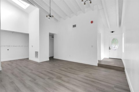 Villa ou maison à vendre à Sunrise, Floride: 3 chambres, 145.86 m2 № 1974619 - photo 12