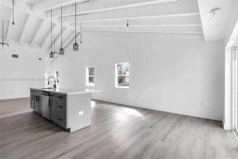 Villa ou maison à vendre à Sunrise, Floride: 3 chambres, 145.86 m2 № 1974619 - photo 8