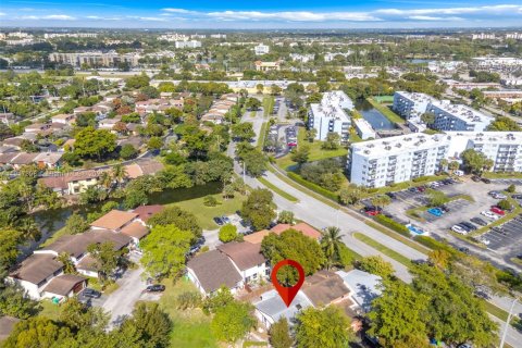 Villa ou maison à vendre à Sunrise, Floride: 3 chambres, 145.86 m2 № 1974619 - photo 24