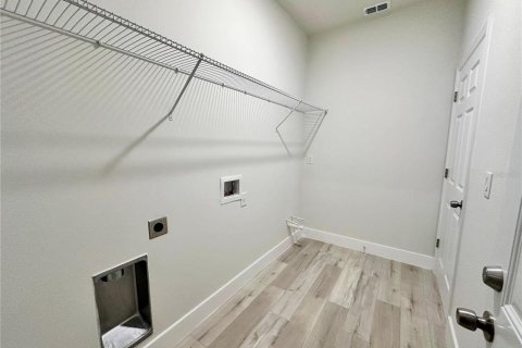 Купить виллу или дом в Ситрэс-Спрингс, Флорида 8 комнат, 142.05м2, № 1792036 - фото 19