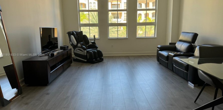 Condo in Aventura, Florida, 1 bedroom  № 1871428
