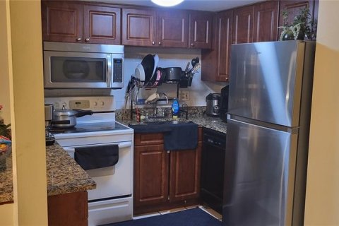 Copropriété à vendre à Tampa, Floride: 1 chambre, 65.96 m2 № 1916006 - photo 6
