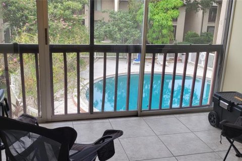 Copropriété à vendre à Tampa, Floride: 1 chambre, 65.96 m2 № 1916006 - photo 10