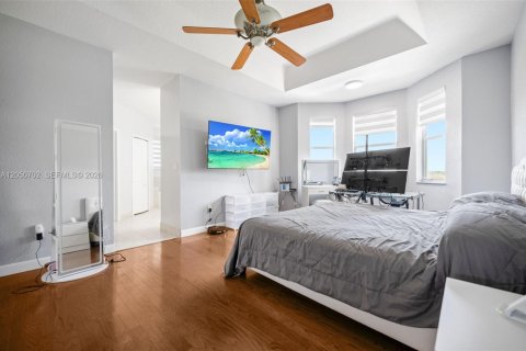 Villa ou maison à vendre à Miami, Floride: 4 chambres, 234.86 m2 № 2173335 - photo 16