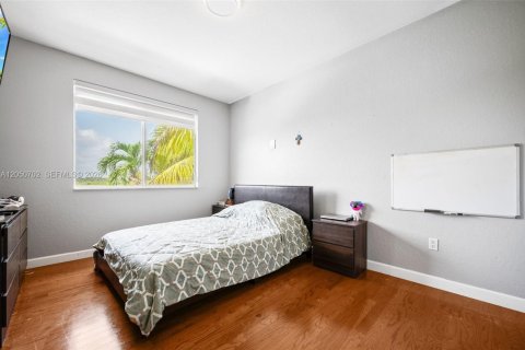 Villa ou maison à vendre à Miami, Floride: 4 chambres, 234.86 m2 № 2173335 - photo 20